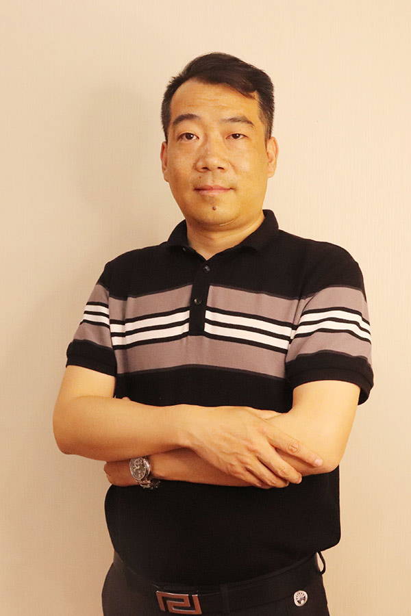 宜川冯少坤 本科学历,毕业于陕西师范大学