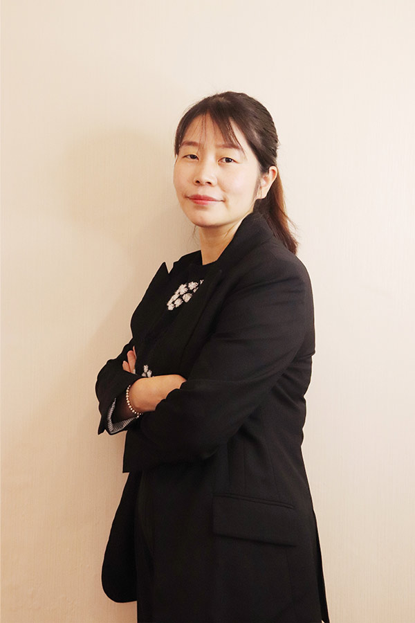 宜川吕瑶 本科学历,毕业于陕西师范大学